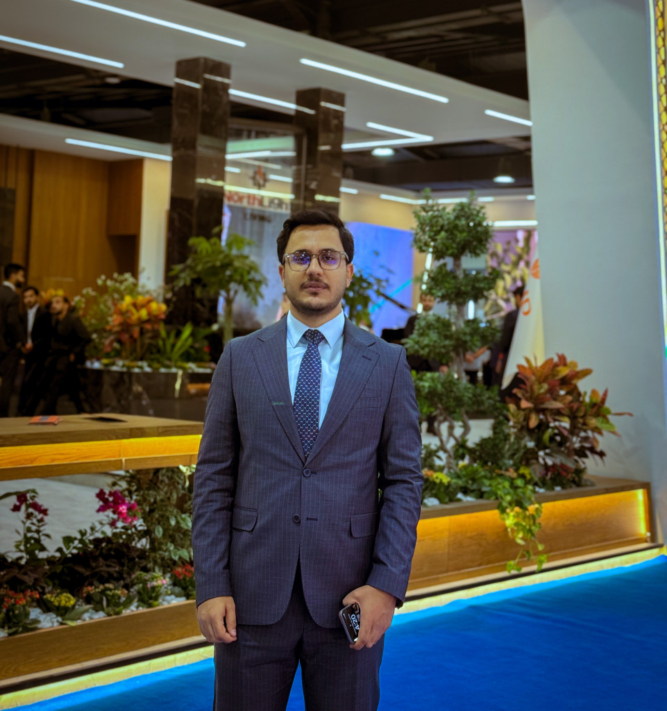 ئەحمەد میکائیل