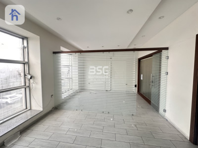 Spacious Commercial Building in Erbil image 10
