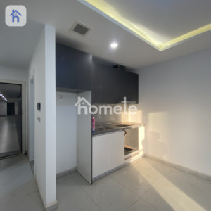 Modern apartment in prime location image 2