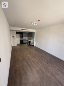 Modern 1 Bedroom Apartment in Boulevard Image 4