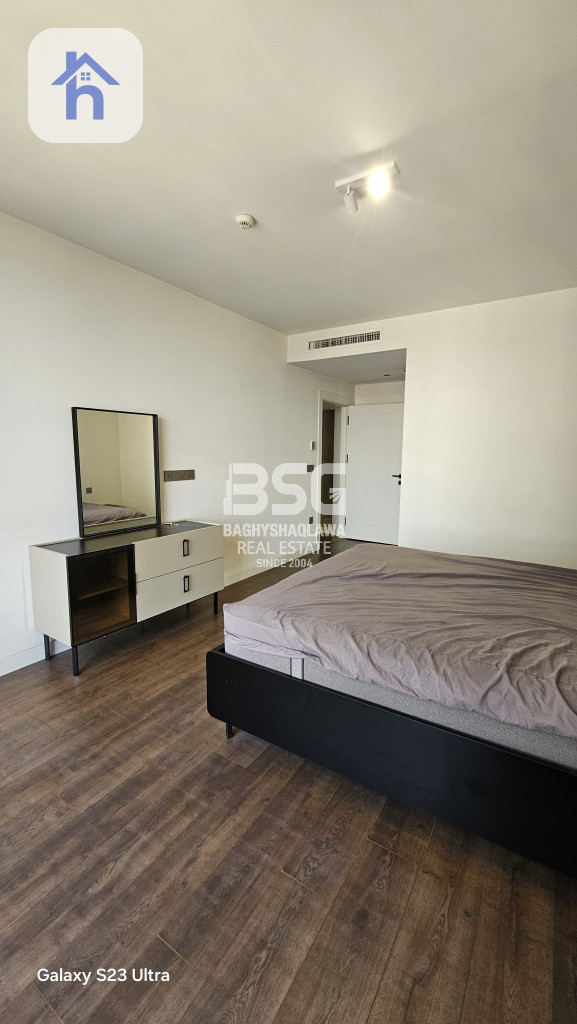 Spacious Apartment with Beautiful Views Resim 2