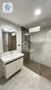 VIP Apartment image 12