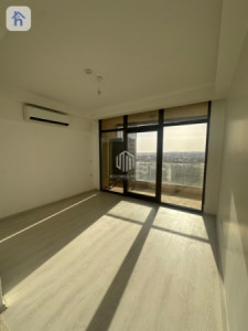 Modern Apartment Image 4