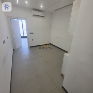 A great office for rent in Bakhtyari image 2