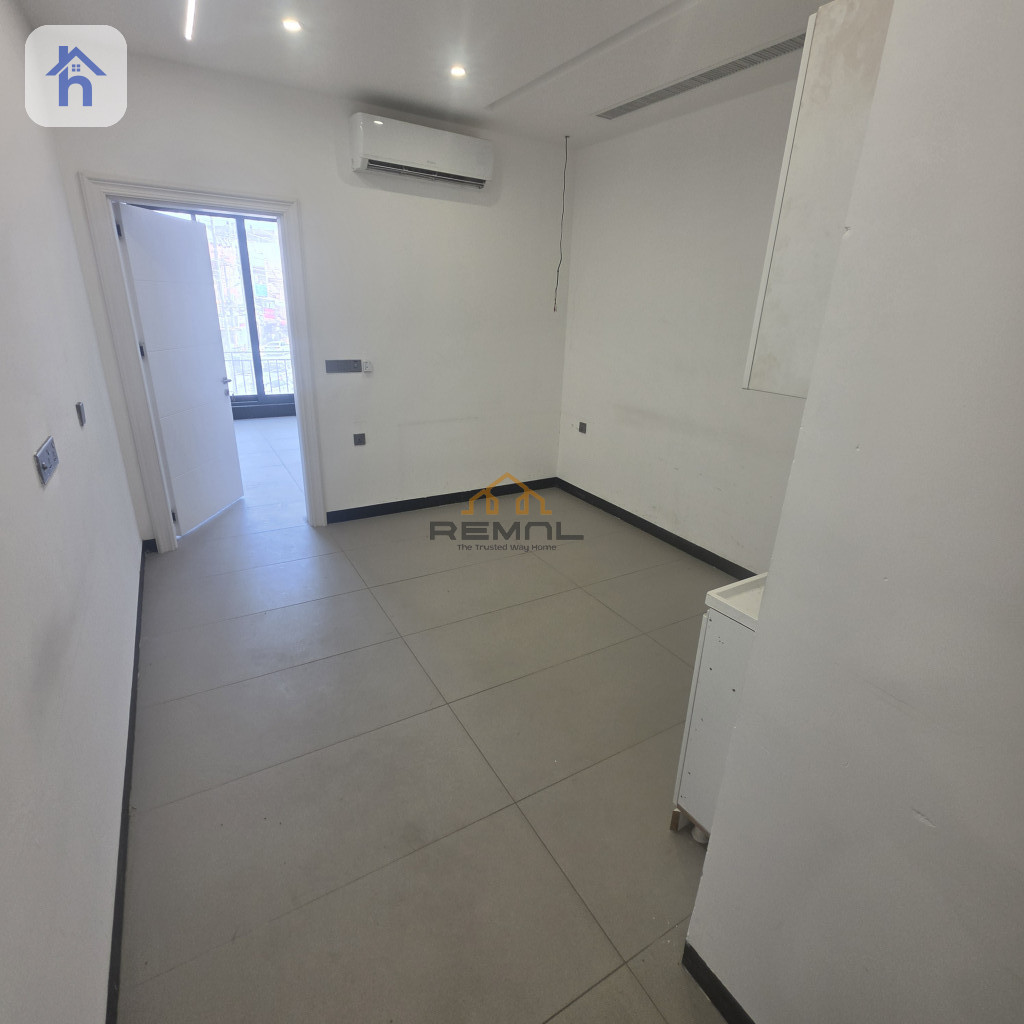 A great office for rent in Bakhtyari Image 2
