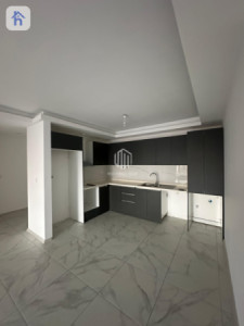 Modern 1 Bedroom Apartment in Empire Pearl Towers Image 3