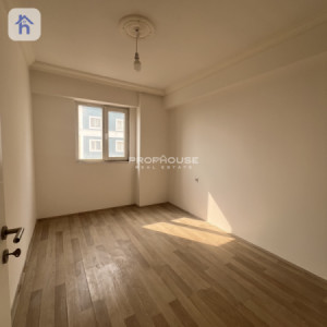 Luxurious 3 Bedroom Apartment with City Views image 3