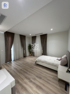 Beautiful 5-Bedroom Home in Erbil image 15