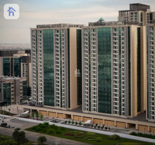 Luxurious Empire Square: 2-Room Apartment image 12
