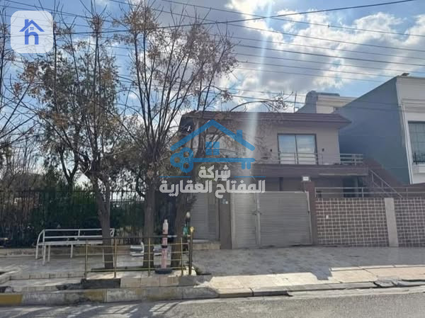 Spacious House in Lawan City