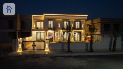 Luxury Villa For Sale image 1