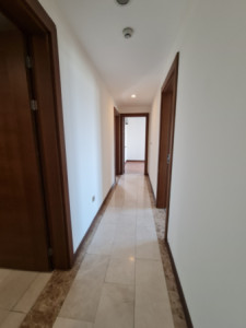 Elegant 3-Bedroom Apartment for Rent Resim 8