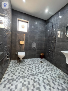 Corner House Image 25