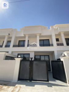Modern House image 1