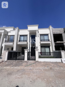 Spacious House in Hiwa City — 1