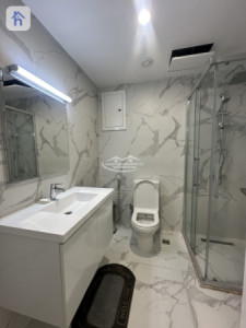 Studio Apartment image 5