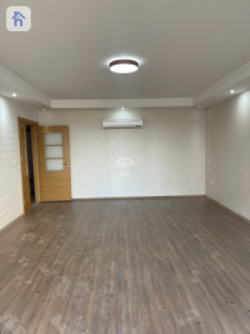 Modern Apartment with 2 Bedrooms Image 7