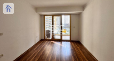Cozy One-Bedroom Apartment image 4