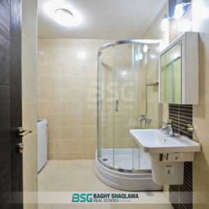 شقة مؤثثة للبيع image 8