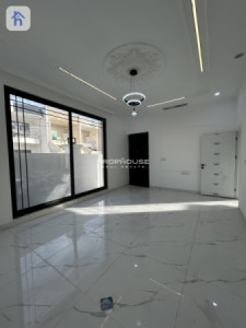 خانوو بەرامبەر باخچە وێنە 7