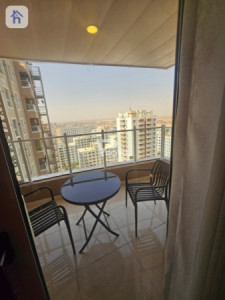Modern Apartment image 9