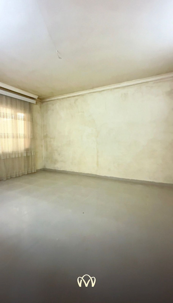 Two Floor House Image 21