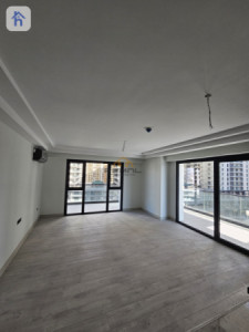 Modern 2-Bedroom Apartment in Rami Towers Resim 5
