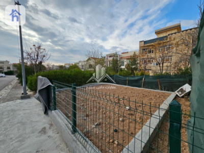 House Opposite Garden image 11