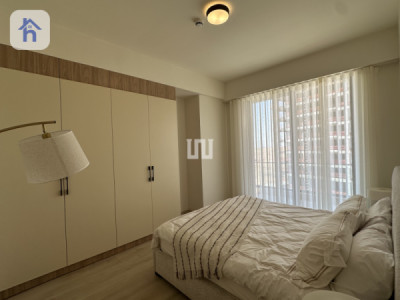 Elegant 3-Bedroom Apartment for Sale image 6