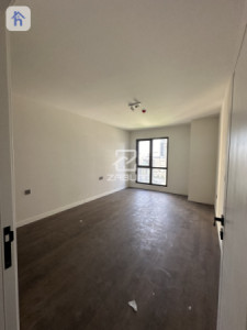 Modern 2 Bedroom Apartment Image 5