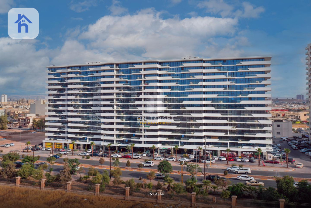 Modern Apartment in Star Towers Image 11