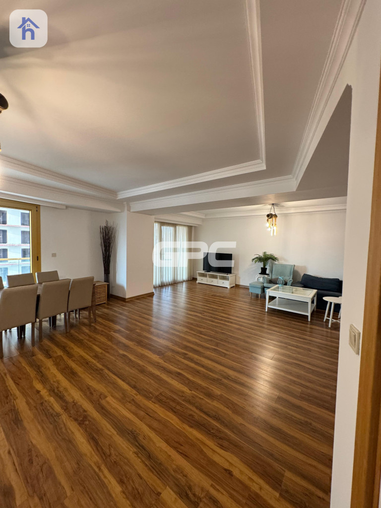 Elegant 12th Floor Apartment in Erbil