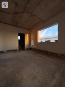 Spacious Villa with 9 Bedrooms Image 18