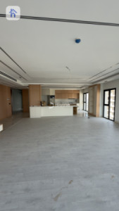 Spacious 5-Bedroom Apartment in Rami Towers image 2