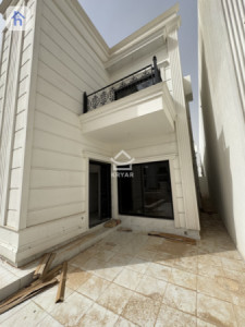 Family home with 4 bedrooms image 2