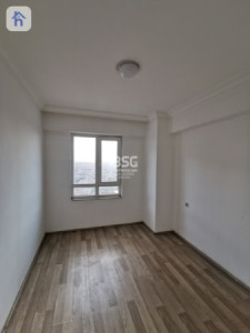 Apartment in Cash Image 3