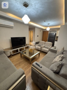 شوقەیەکی ڕاخراو بە دیمەنێکی جوانەوە image 2