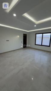 Spacious Family Home in American Village Resim 26
