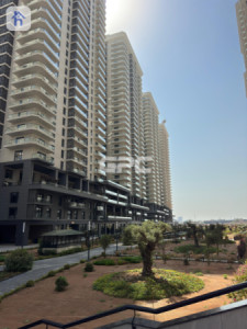 Modern One-Bedroom Apartment in Rami Towers Image 5