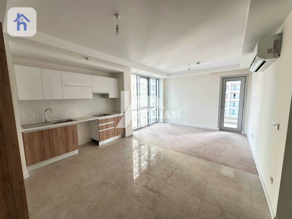 Modern Apartment in Empire Wings
