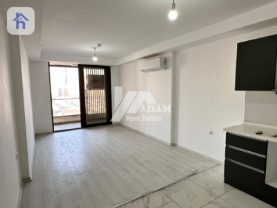 Studio Apartment image 2