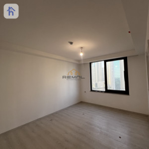 Stylish Apartment in Empire Pearl Towers image 6