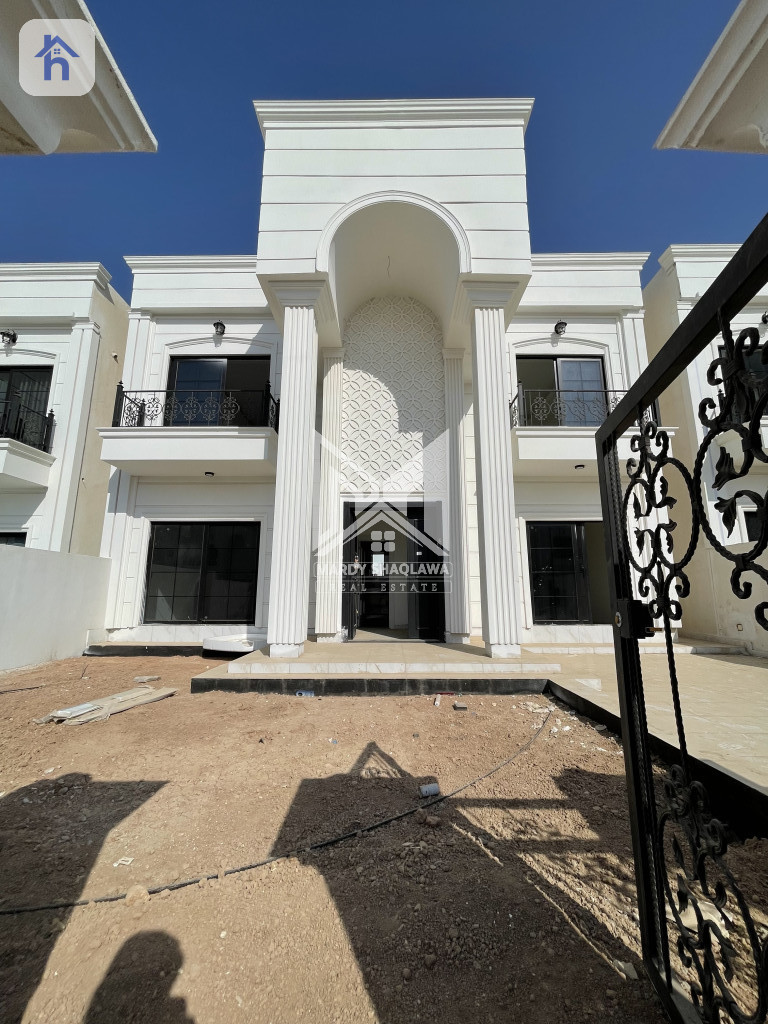 Charming 2-Story Home in Aram Village 2 Image 2