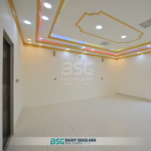 Spacious Family Home with Modern Design Image 14