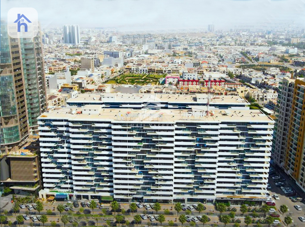 Modern 1-Bedroom Apartment in Star Towers