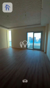 Spacious Apartment in Empire Square image 5
