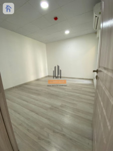 Modern Apartment in Zanko Complex Image 3