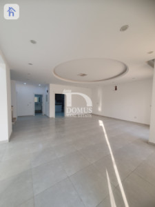 منزل واسع مع غرف متعددة صورة 9