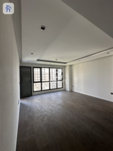 Modern 2 Bedroom Apartment image 2