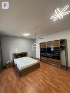 Spacious 5-Bedroom House in Italian Village 1 image 10